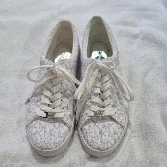 Michael Kors White Monogram Sneakers - Picture 1 of 4